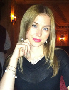 N.17376
Elena
36 y.o.
167 cm
Moscow